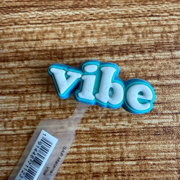 CROCS Jibbitz Charms Assortment - Picture 3 of 6